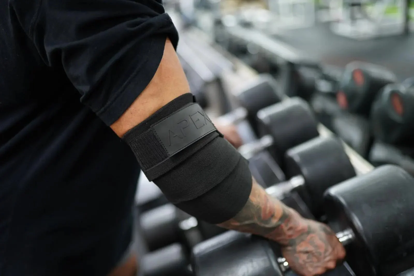 are elbow sleeves allowed in powerlifting